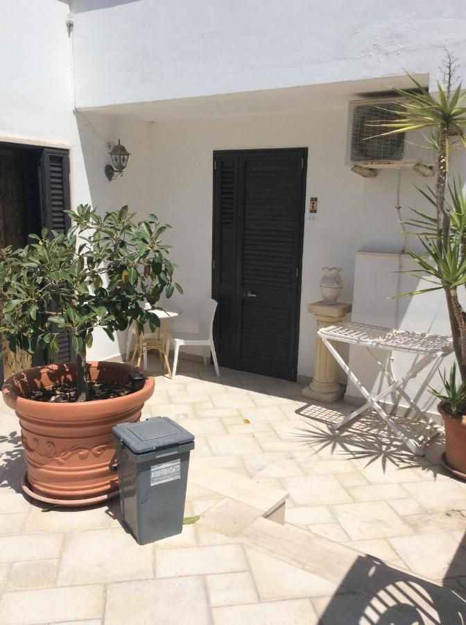 B&B Delle Rose Маруджо Экстерьер фото